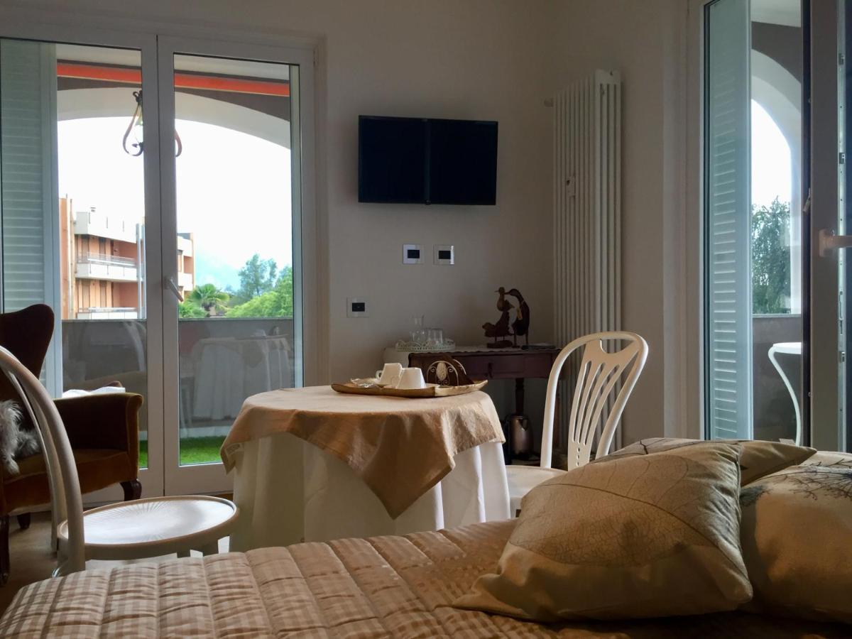 Madame Canard Baveno Exterior foto